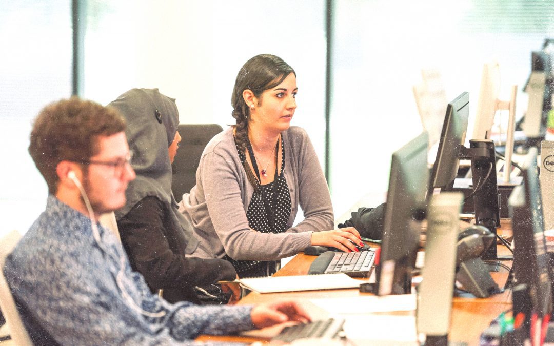 The Unexpected Lesson: How Men and Women Navigate the Professional World Differently